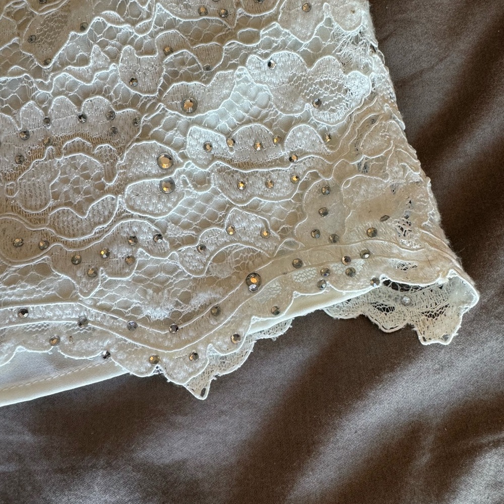 Alice and Olivia Lace Top - Picture 4 of 7